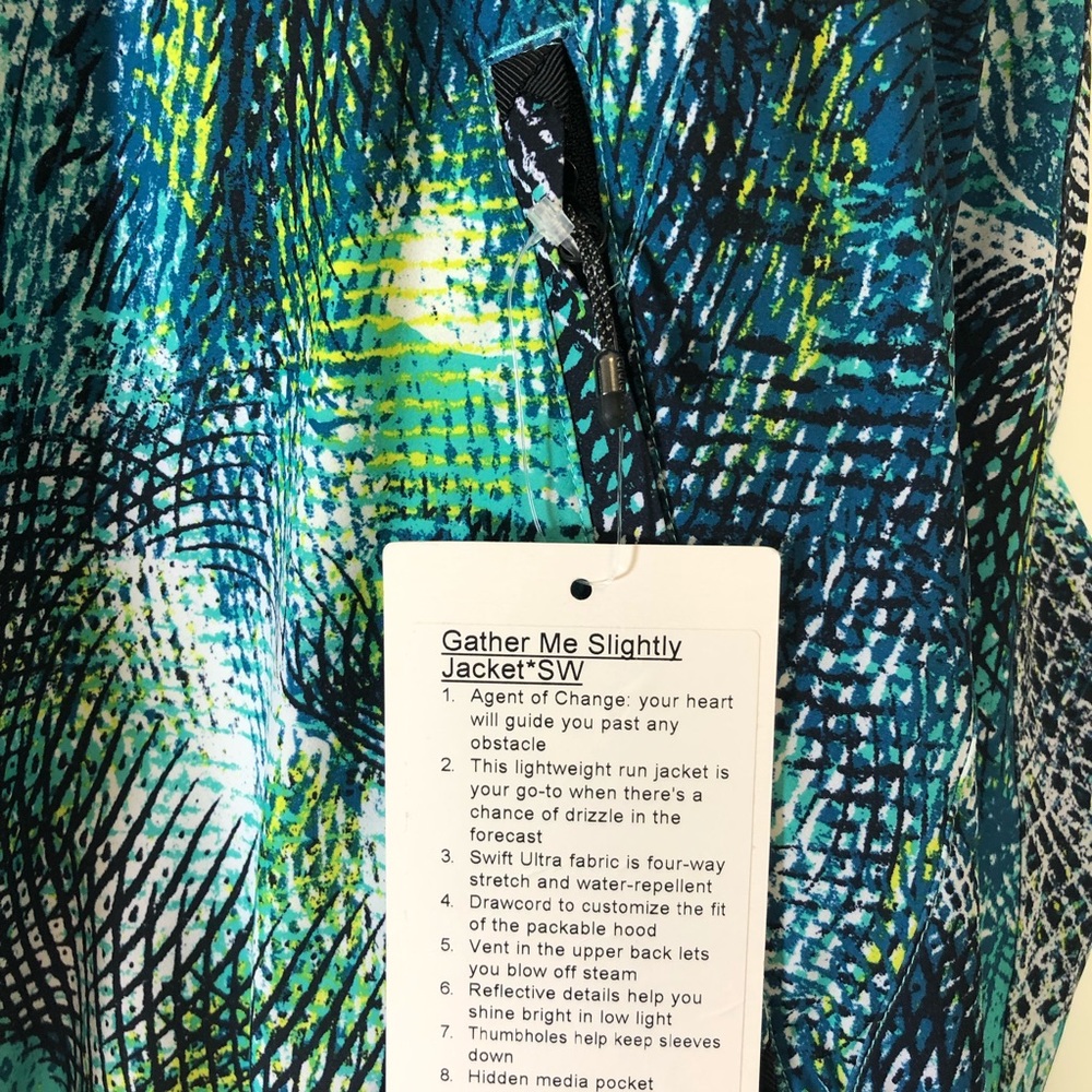 Lululemon Seawheeze Gather Me Slightly Jacket nwt - Picture 3 of 3